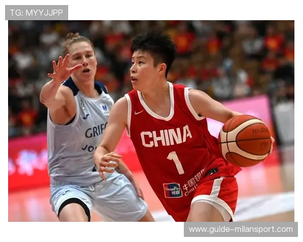 女篮姑娘展现中国体育之美，女球员篮球